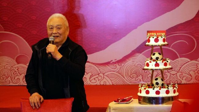 罗马也考察了雷恩的泰特，但对方不会以低于1000万欧的价格放人。